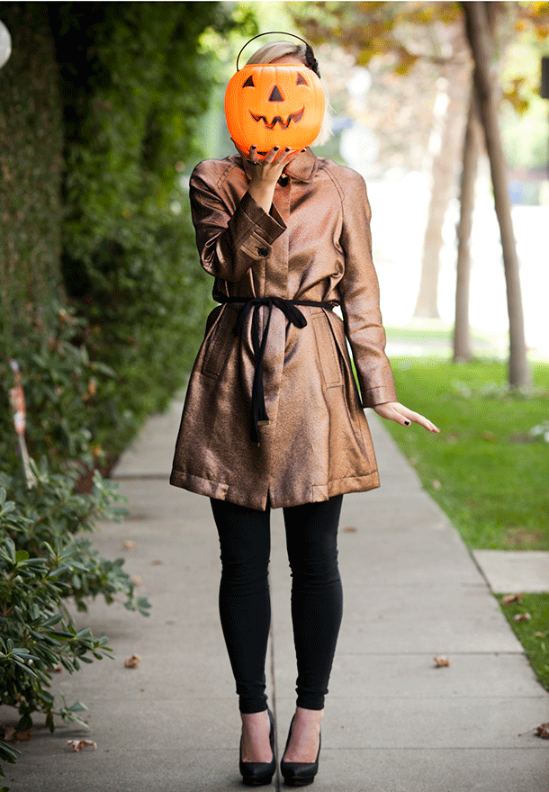 Halloween inspired fall outfit styled by Jen Pinkston | photo by Denise Crew for Camille Styles