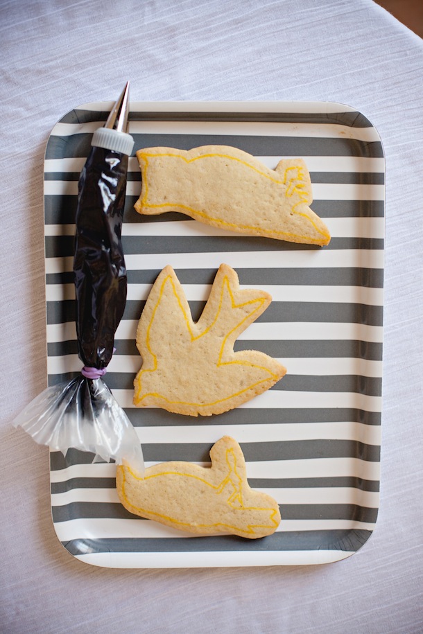 The Birds Halloween Cookies | Camille Styles