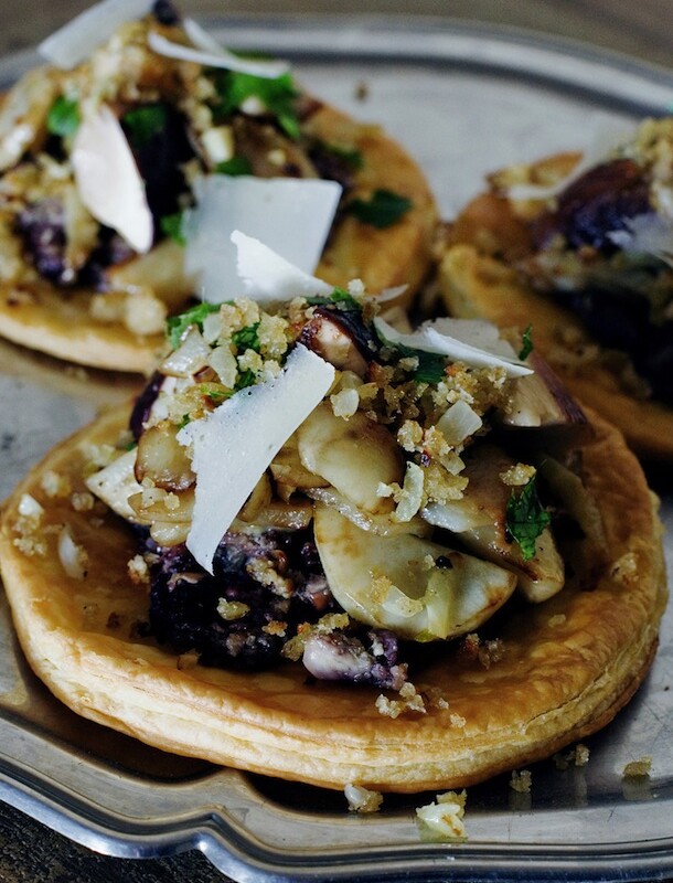 Jerusalem artichokes, fennel and porcini mushroom tartlets | manger with mimi for camille styles