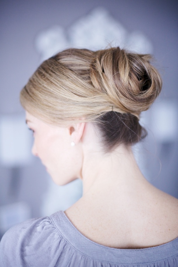 Large Twisted Bun Tutorial by Martha Lynn Kale | photos by Kate LeSueur for Camille Styles