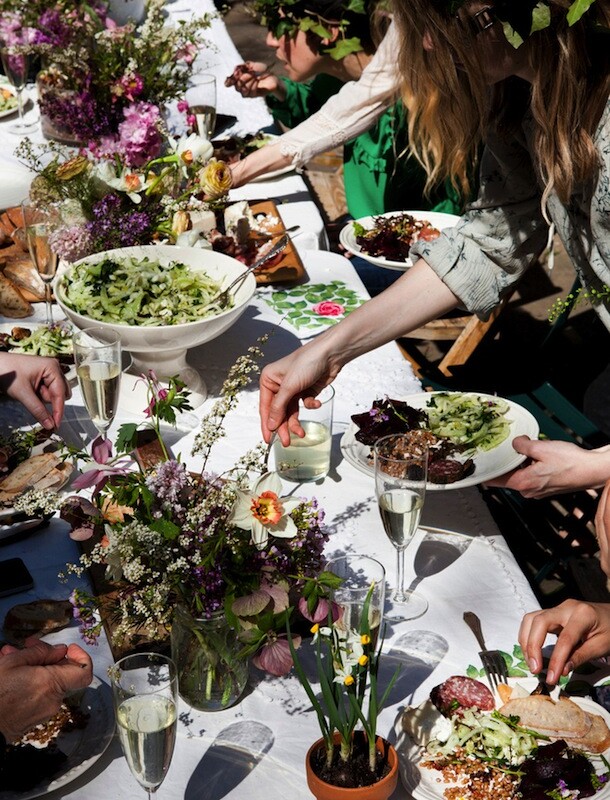 10 Best Summer Tables | Camille Styles