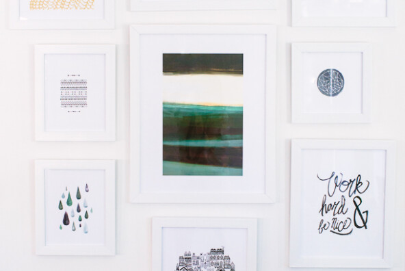 How to Create a Gallery Wall | Minted Art Wall | Photography by Wynn Myers for Camille Styles