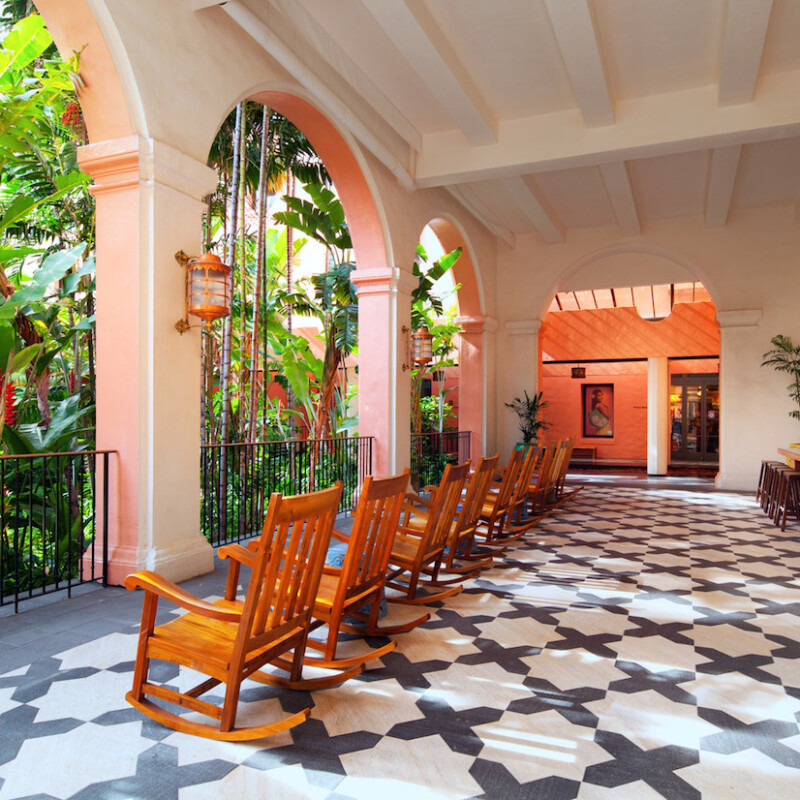 Royal Hawaiian-Coconut Lanai | Luxury Hawaii Hotels