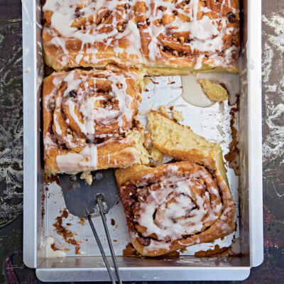 cream cheese cinnamon rolls