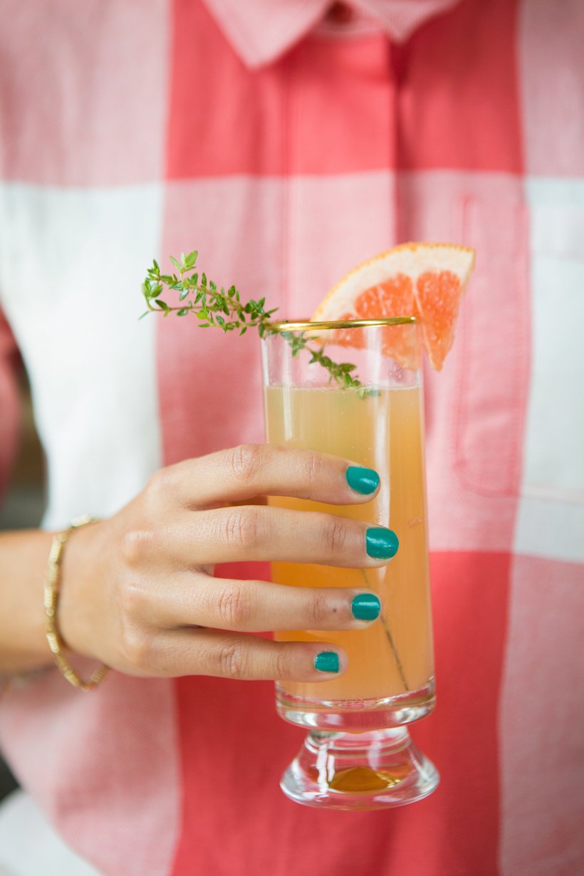 grapefruit, thyme & champagne cocktails