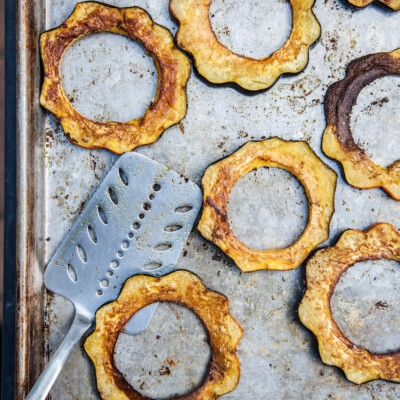 roasted acorn squash with cilantro chutney