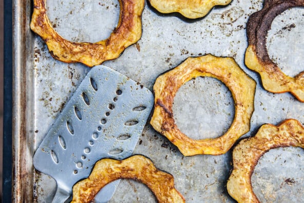 roasted acorn squash with cilantro chutney