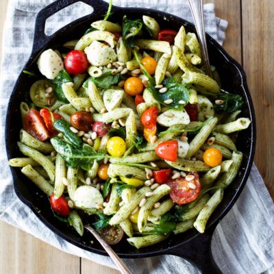 caprese pesto pasta
