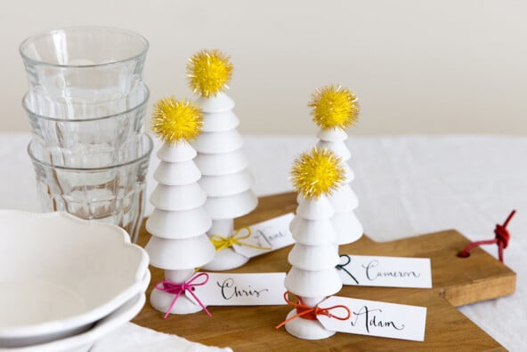 DIY place cards out of cute wooden Christmas trees