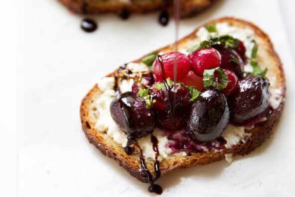 caramelized grape crostini - perfect 5-minute appetizer for an easy dinner party