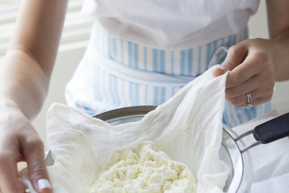 How to Make Fresh Ricotta Cheese