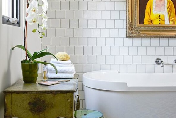 bold floors bring this whole bathroom together