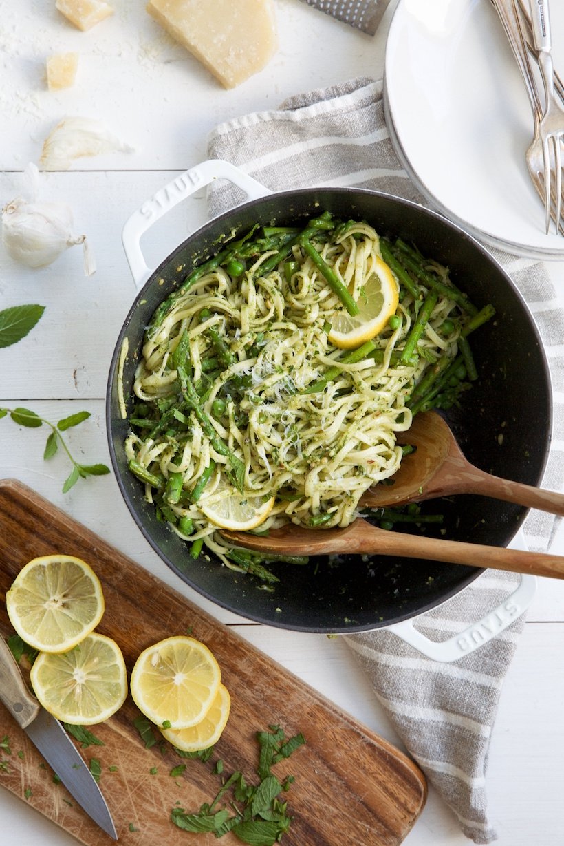 This Pasta Almond-Mint Pesto is a delicious 10-minute dinner week night.