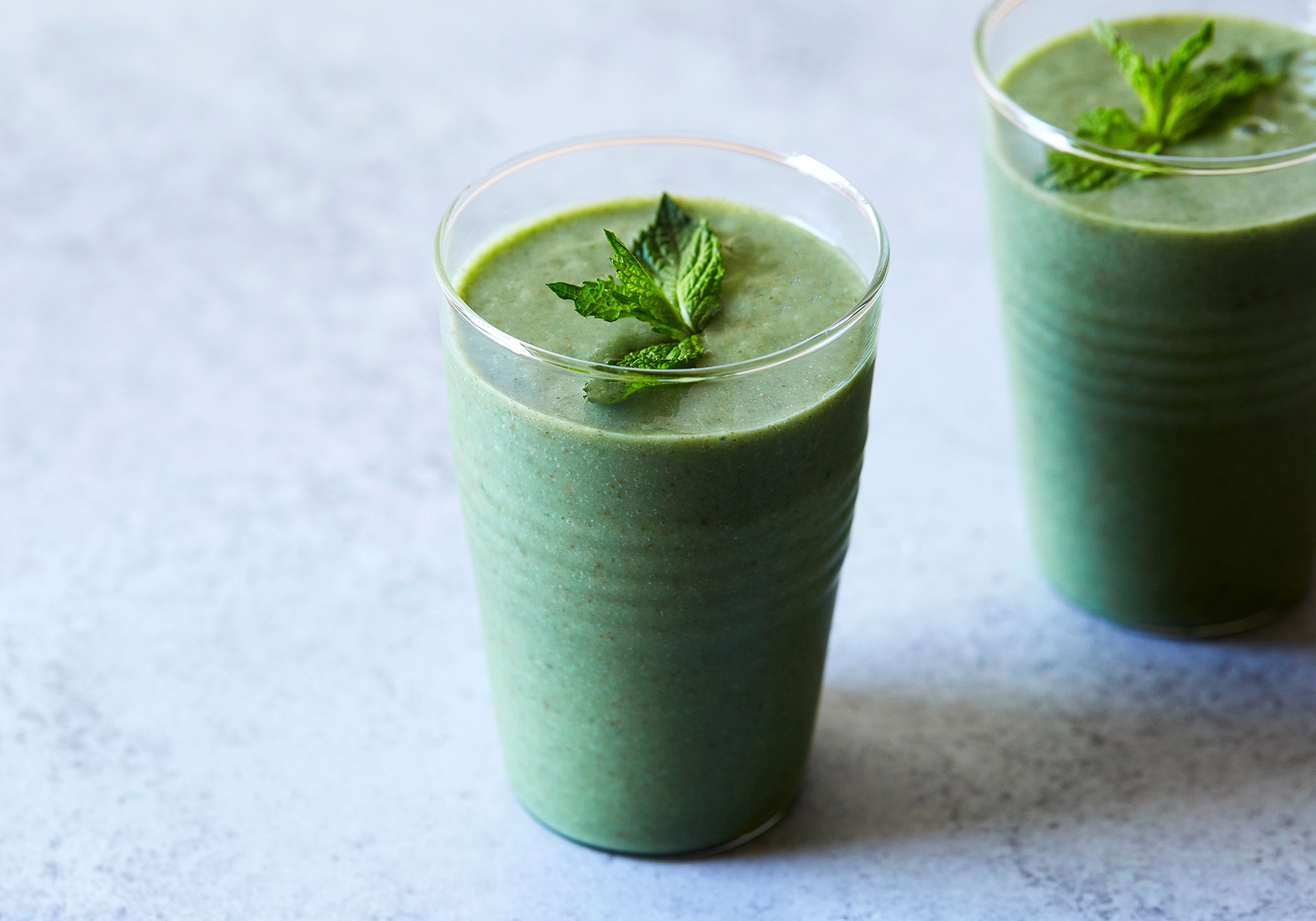 Tropical Green Smoothie -- perfect for summer!