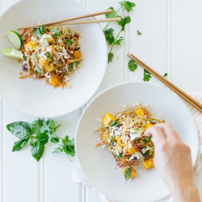 easy weeknight dinner! // soba noodle salad with coconut & mango // vegan + gluten-free