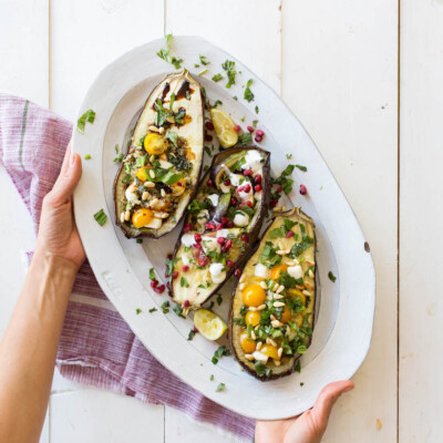 how to stuff and bake eggplants -- such an easy vegetarian main dish!