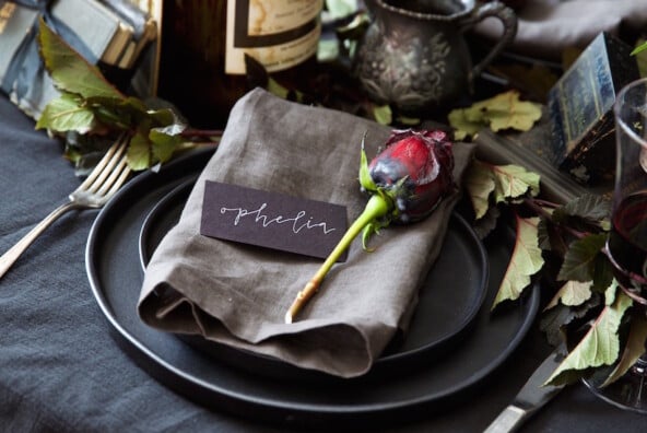 we've never seen a halloween table this gorgeous