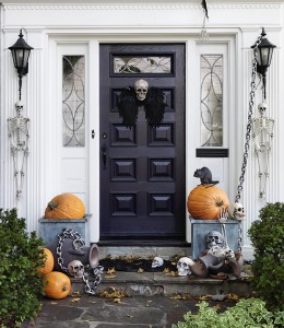 10 Genius Ways to Deck Out Your Porch for Halloween - Camille Styles