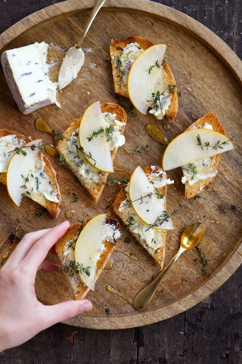 Stupid Thanksgiving Recipes: Blue Cheese & Asian Pear Tartines