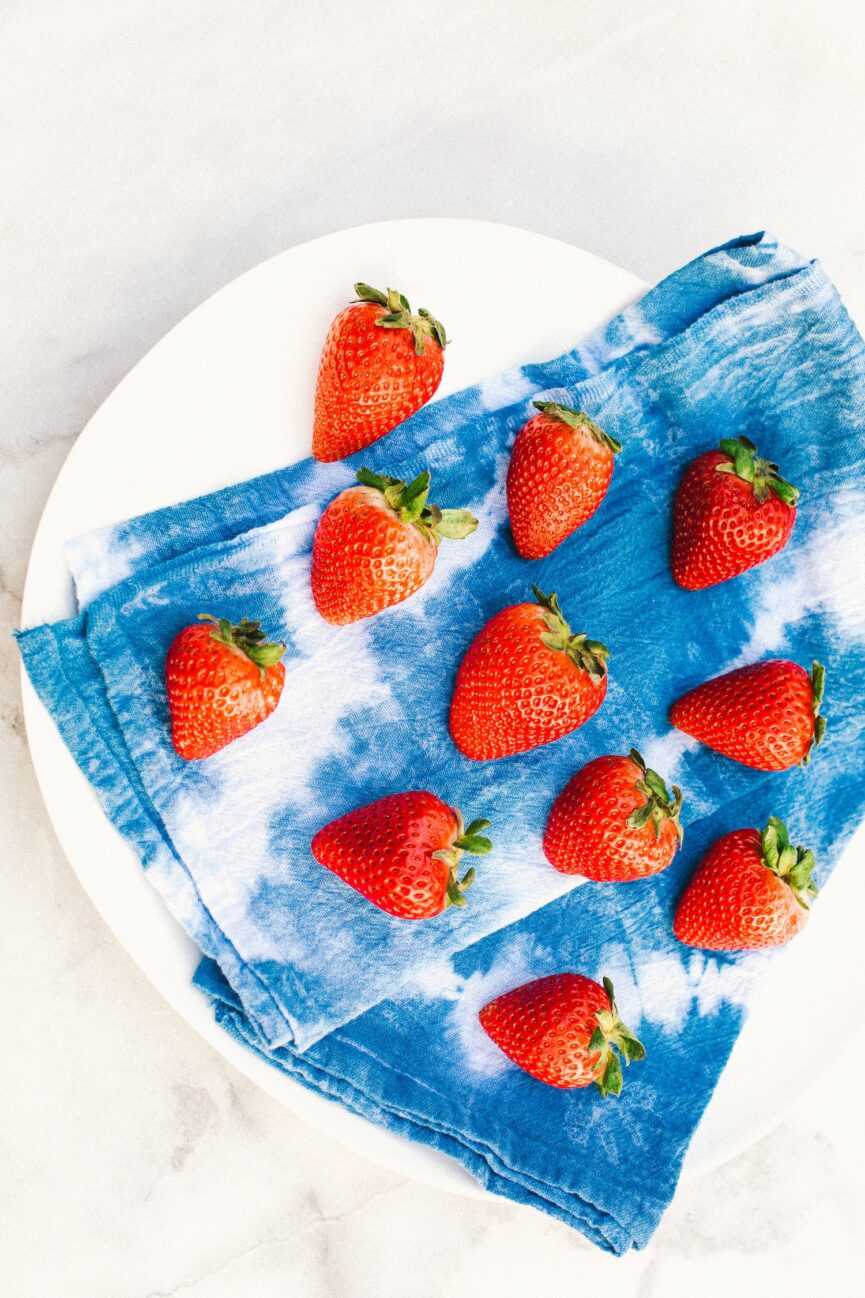 fresh strawberries on plate