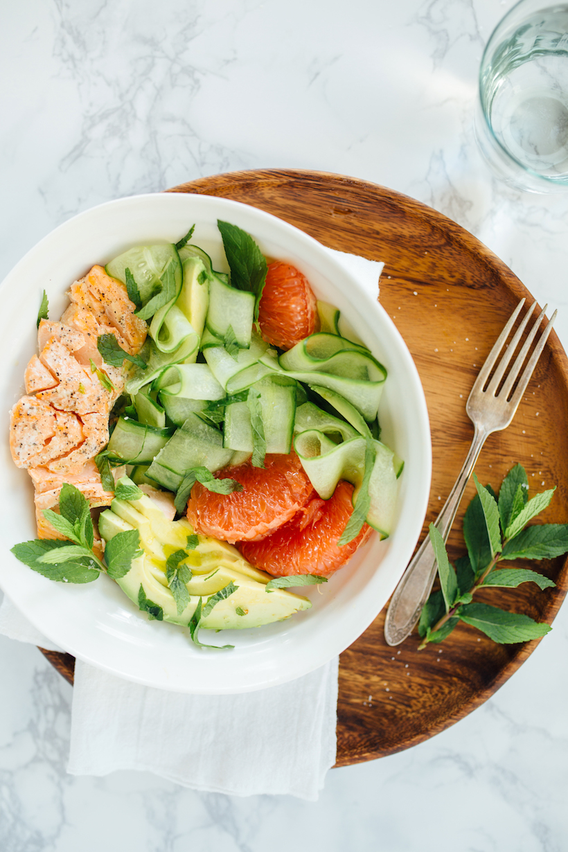 Salmon, cucumber and grapefruit salad