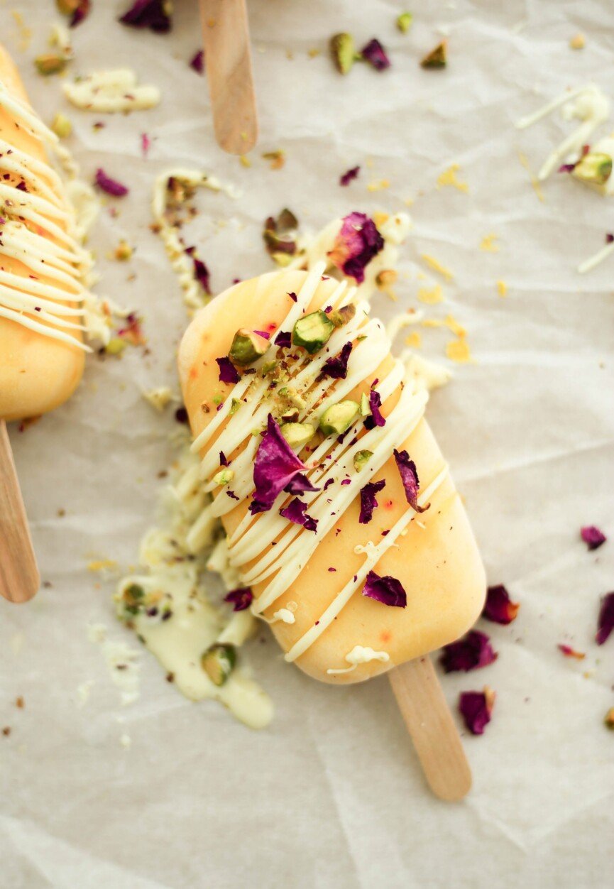 Mango Lassi Popsicles - The Best frozen treat - Ministry of Curry