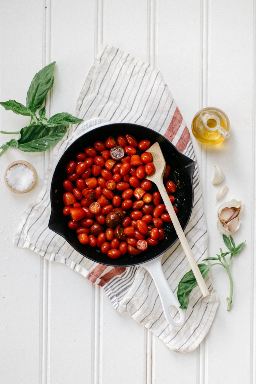 roasted tomatoes in cast iron