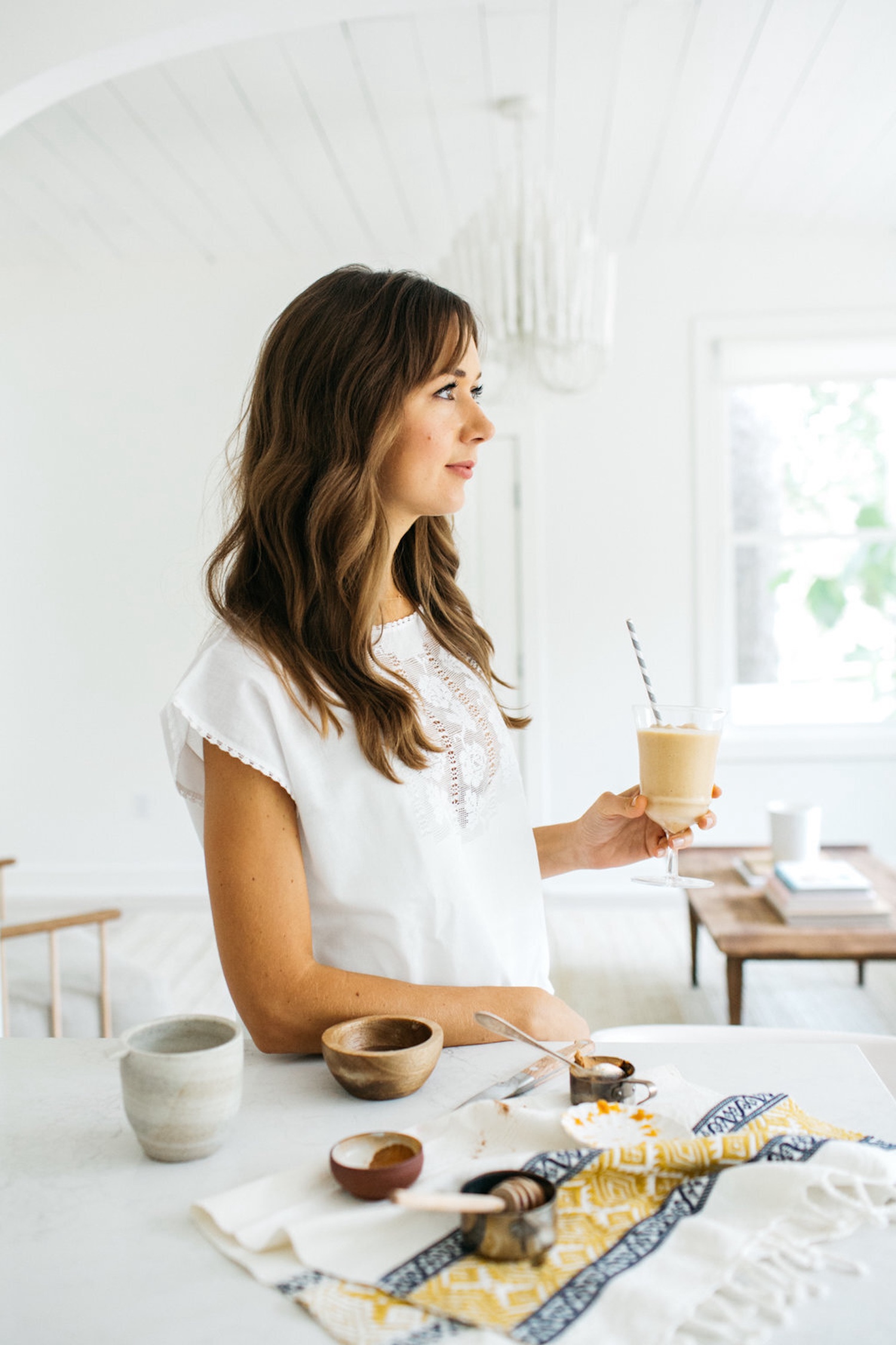 This Pumpkin Spice Smoothie Is Your Fall Breakfast Solution - Camille Styles