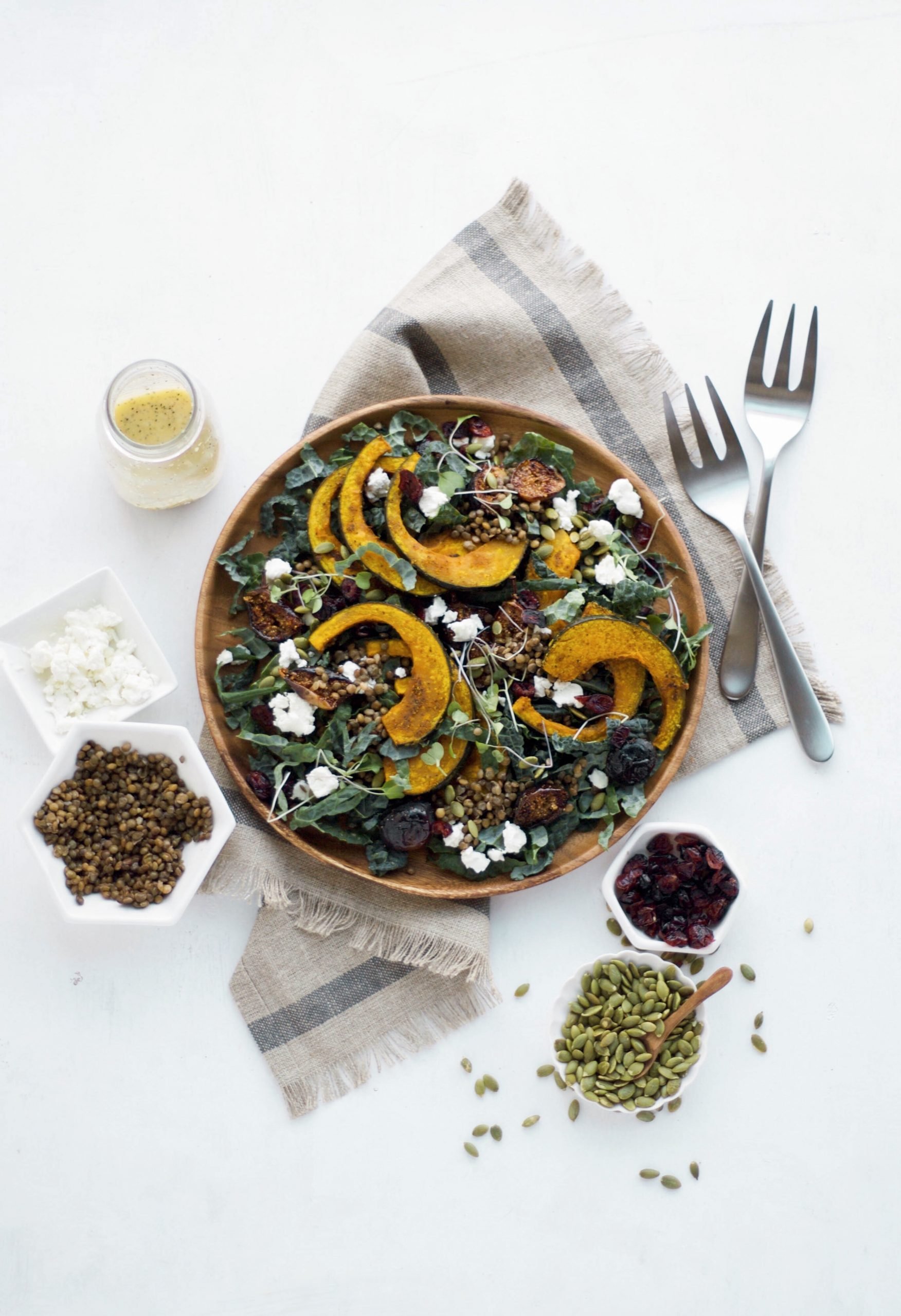 turmeric roasted kabocha squash salad_winter salad recipes