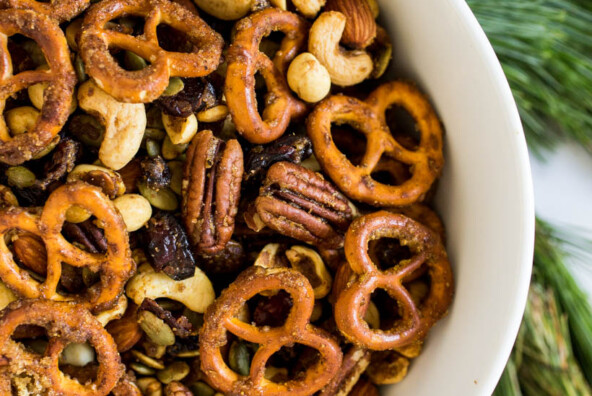 holiday snack mix