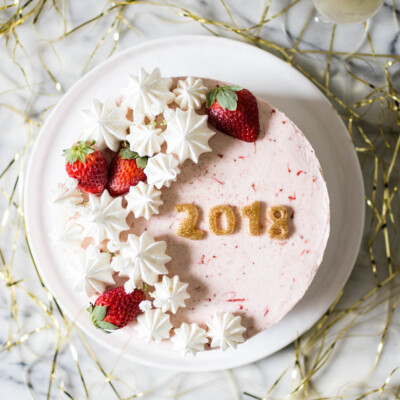 champagne strawberry and almond layer cake