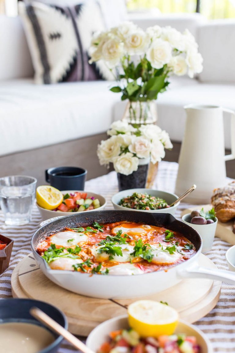 how to make the best Israeli breakfast - shakshuka