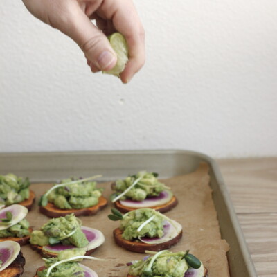 Recipe for Sweet Potato Guacamole Toasts