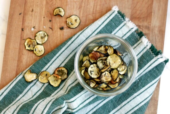 Recipe for Baked Thyme Zucchini Chips