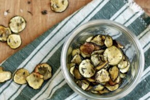 baked thyme zucchini chips