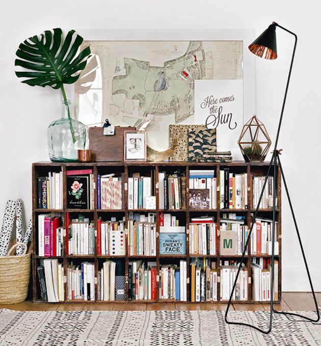 10 books on happiness, and these are the prettiest bookshelves!