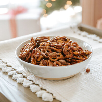 maple roasted holiday snack mix