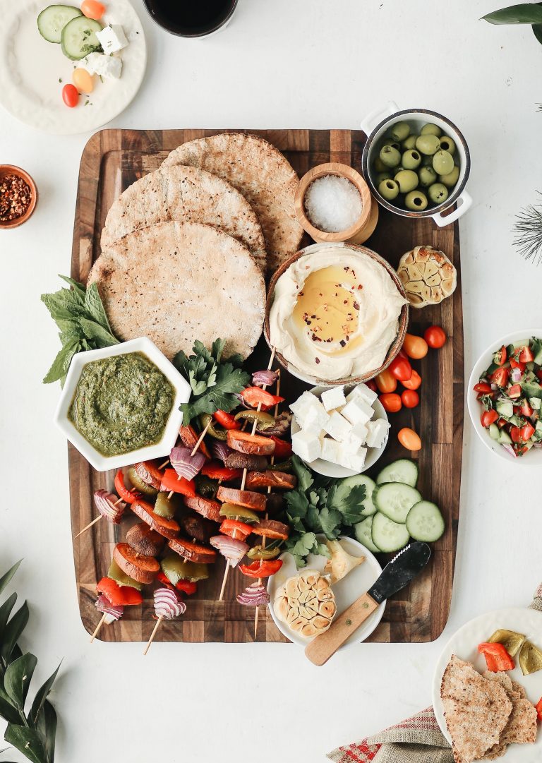 Easy pita and kebab Dinner Board for a Party