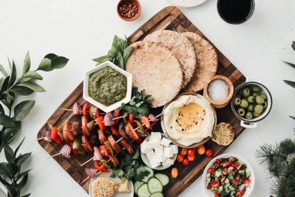 Easy Pita and Kebab Dinner Board for a Party