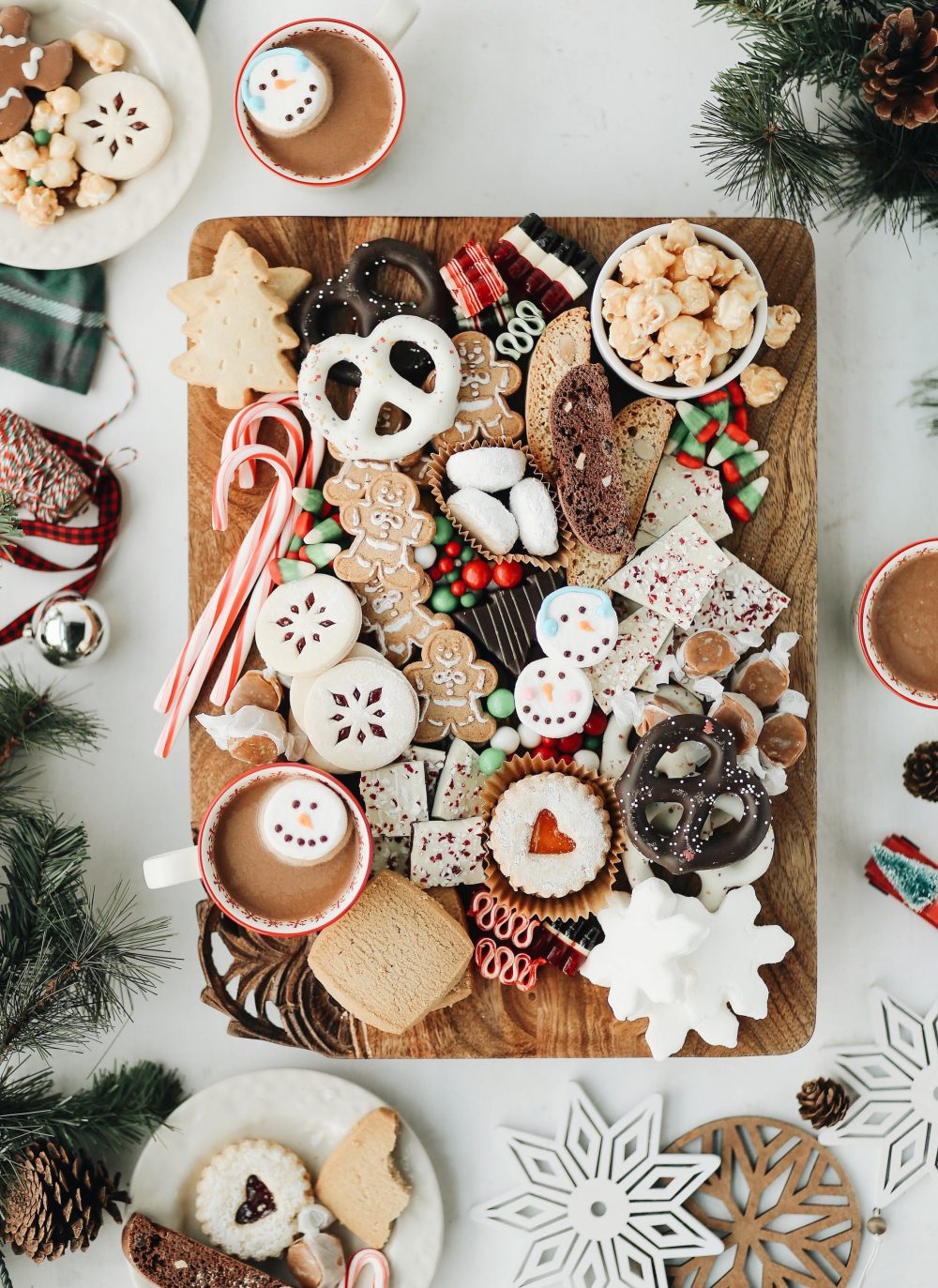 Easy Holiday Cookie and Candy Board