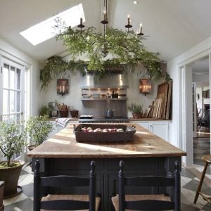 greenery cottage kitchen 