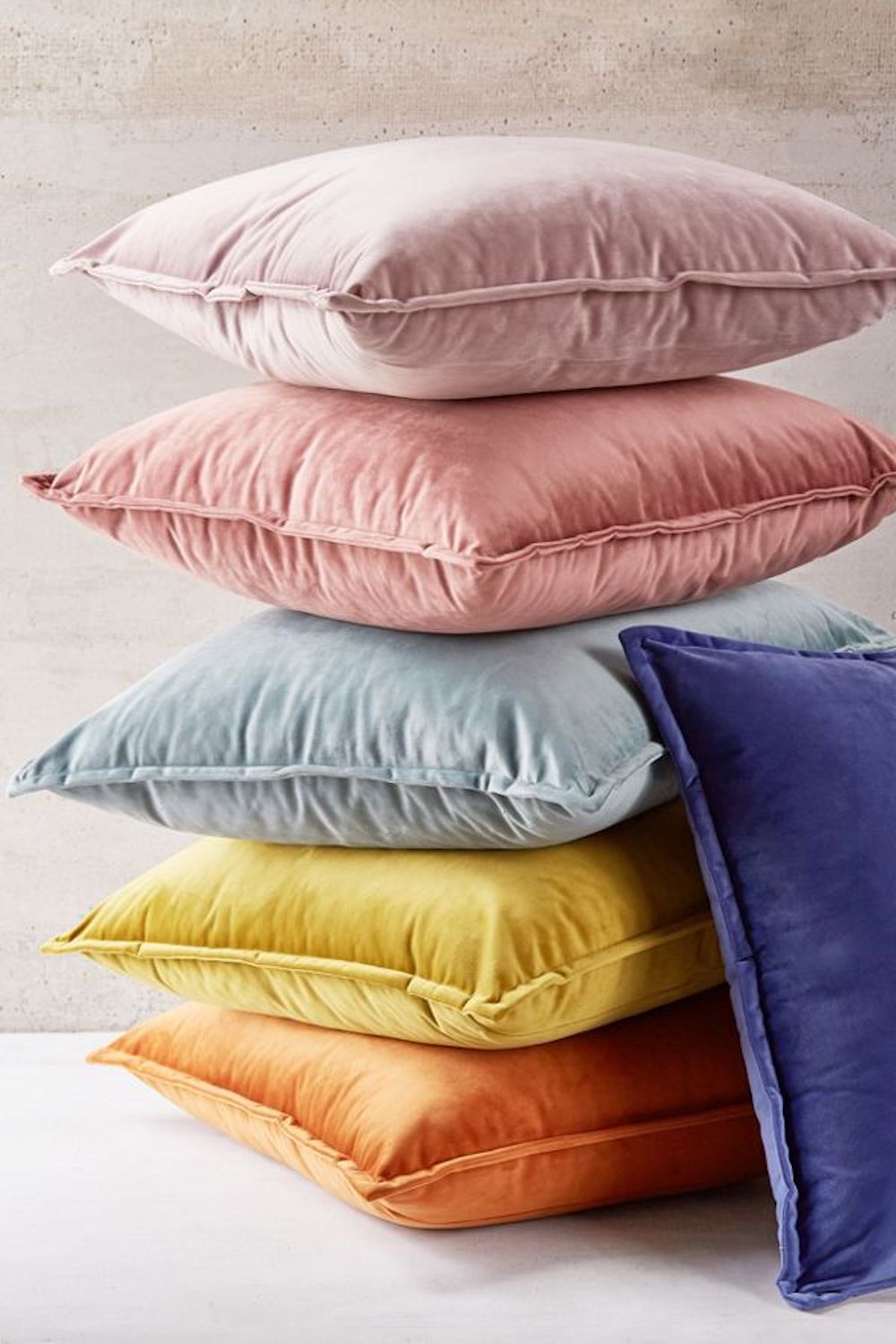 velvet throw pillows