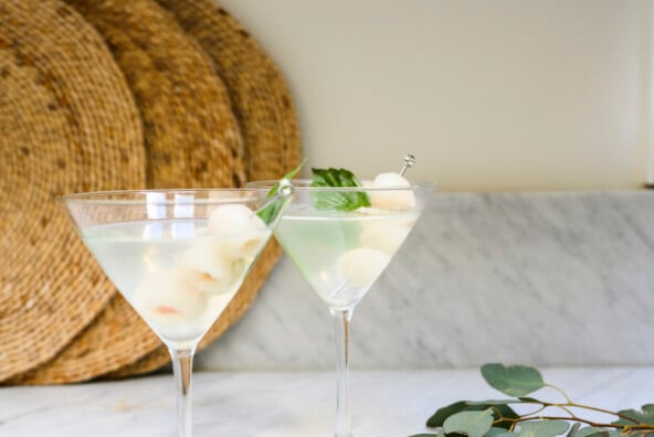 simple and delicious lychee martini recipe