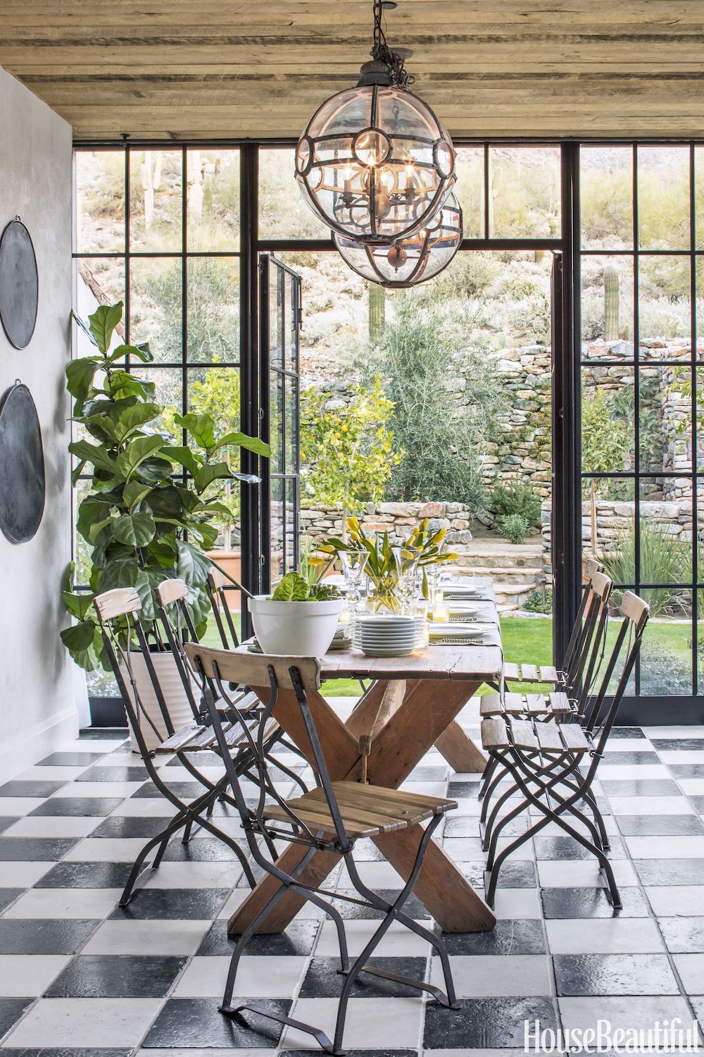 black and white checkered floors looking so chic