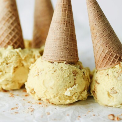 haldhi doodh ice cream, your favorite golden milk latte in an ice cream!