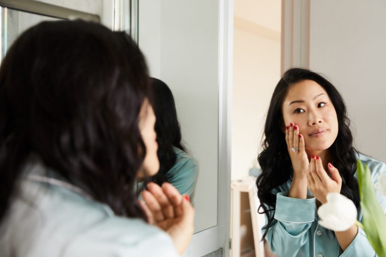 the skincare routine of this korean beauty expert