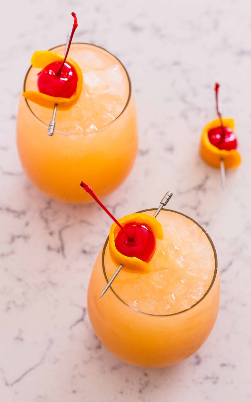 Skinny Bahama Mama tropical cocktails