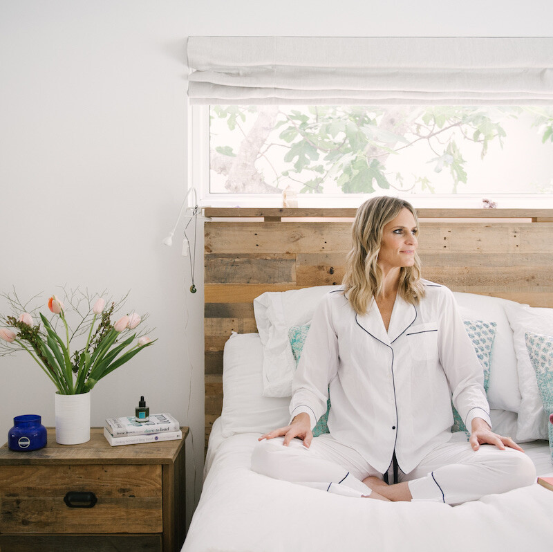 Lauren Roxburgh Morning Routine, Meditation, Bedroom