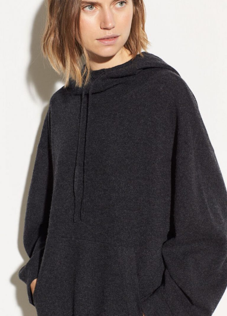 15 Best Travel Hoodies for a Cozy Journey