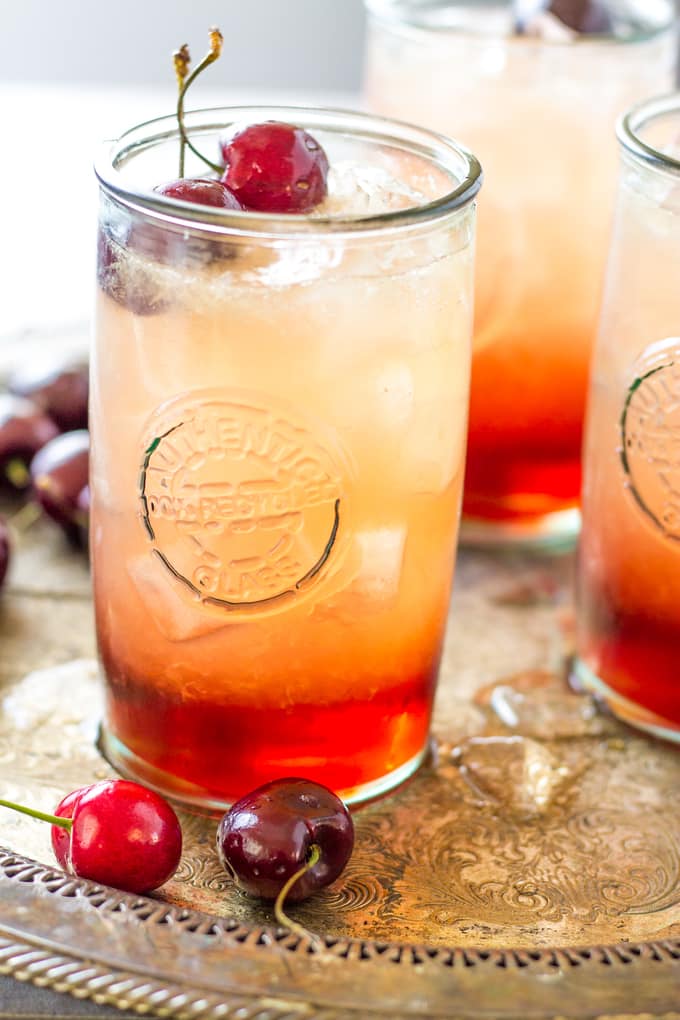 Cherry Amaretto Limeade_three-ingredient cocktails
